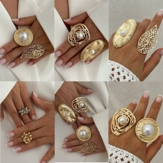 Pearl Twist Hollow Ring