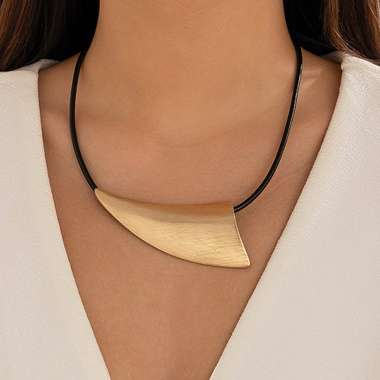 Exaggerated Geometric Splicing INS-Style Metal Wire Necklace