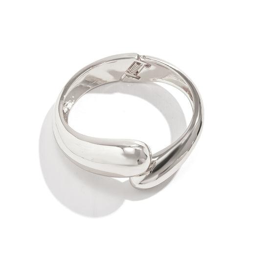 Luminous Droplet Spring Bracelet