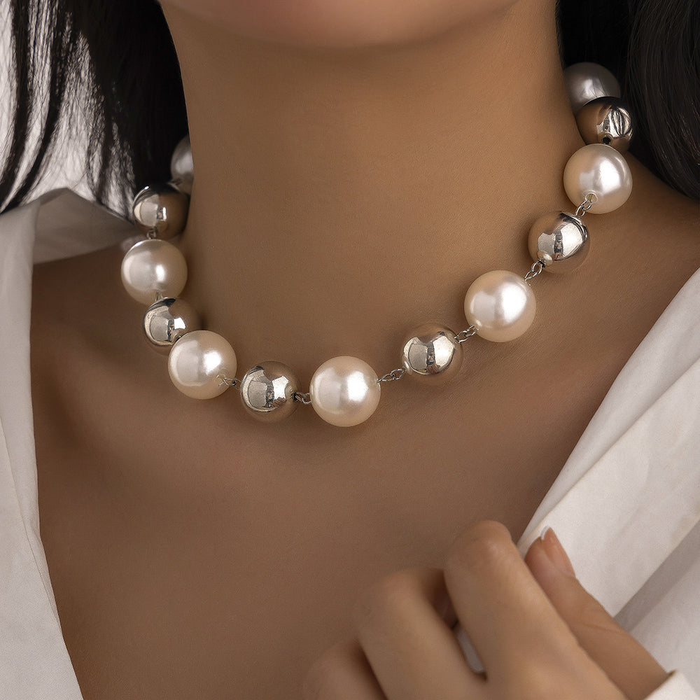 Luxe Pearl Punk Choker – Imitation Pearl Large Bead Short Necklace