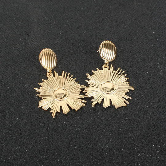 Retro Alloy Flower Long Earrings Fashionable Earrings For Women