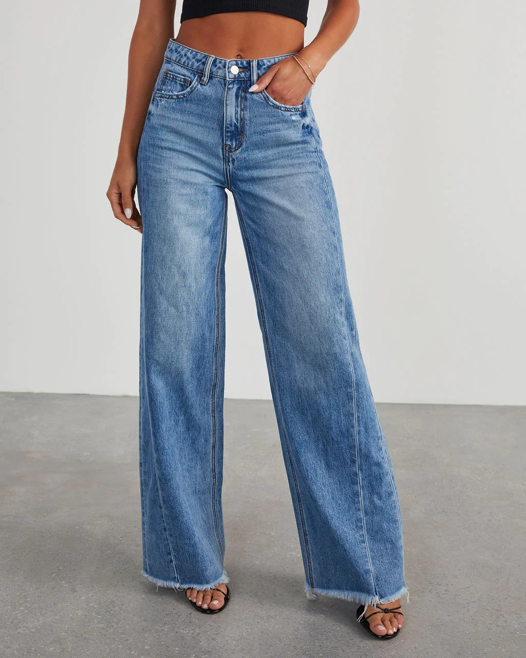 Wide-Leg Spliced Hem Denim Jeans