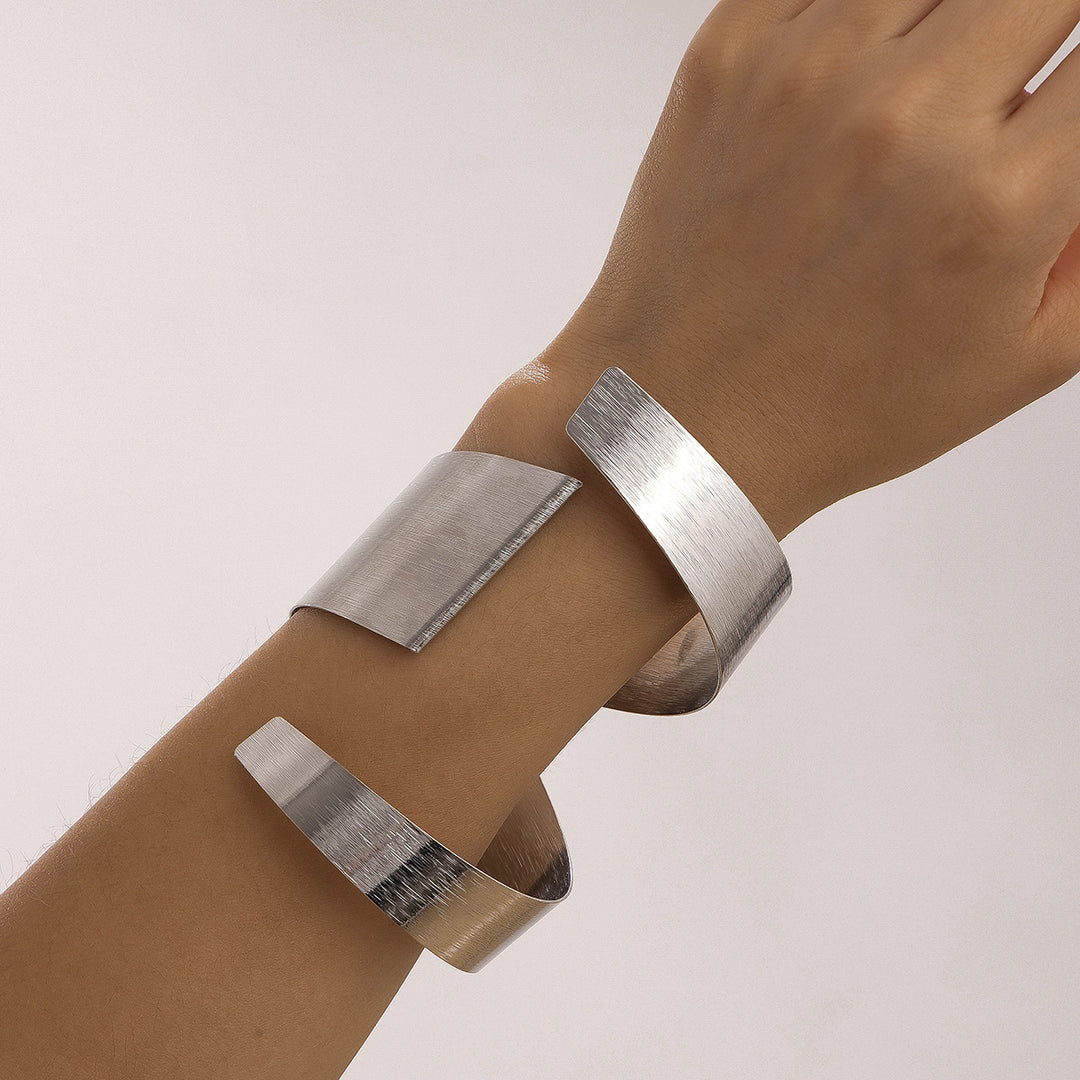Flux Wide Alloy Bracelet
