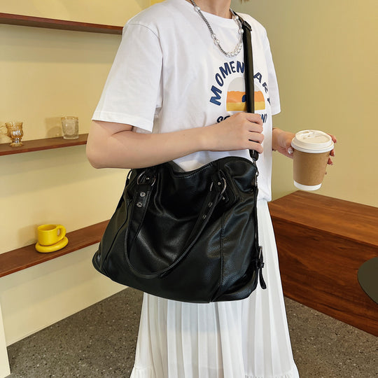LuxeTote – Soft Leather Carryall