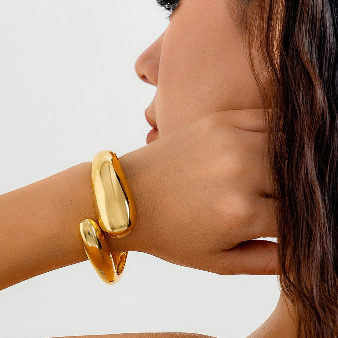Luminous Droplet Spring Bracelet