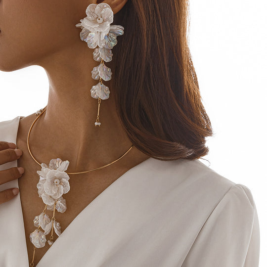 Bloom Pop CCB Flower Necklace