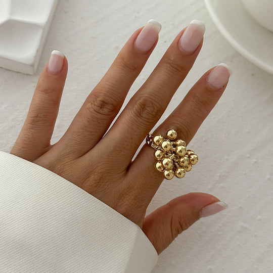 Pearl Twist Hollow Ring