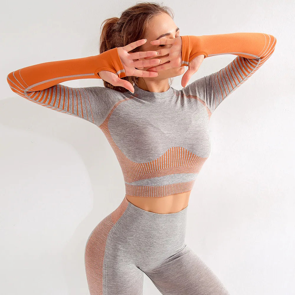 Ombre Seamless Yoga Set – Long Sleeve & High-Waist Leggings